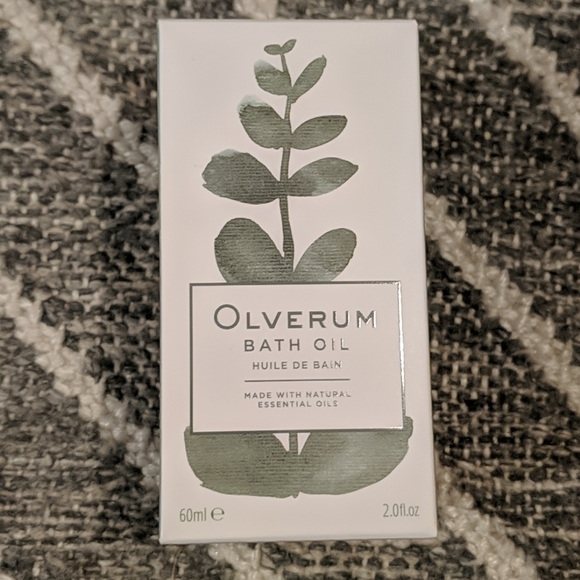 NWT Olverum Bath Oil